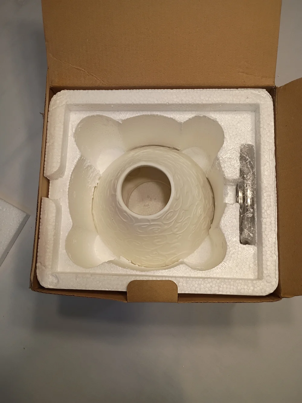 #6028 Gold Canyon Scrolling Candle Shade  White Ceramic